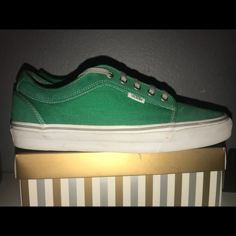 Green low top vans men’s